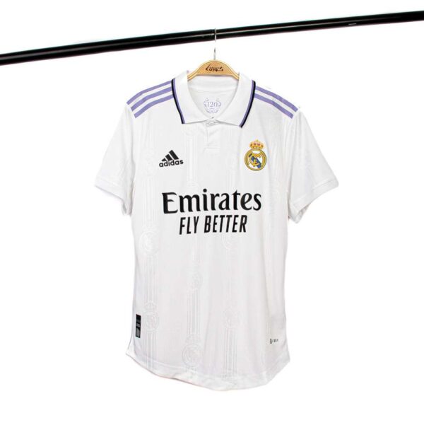 Real Madrid Home Player Version 22-23