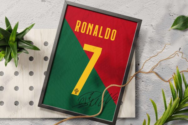 Ronaldo Signature Framed Poster - Image 3