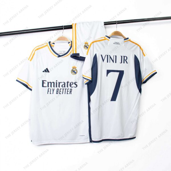 . An online Football Jersey store in India