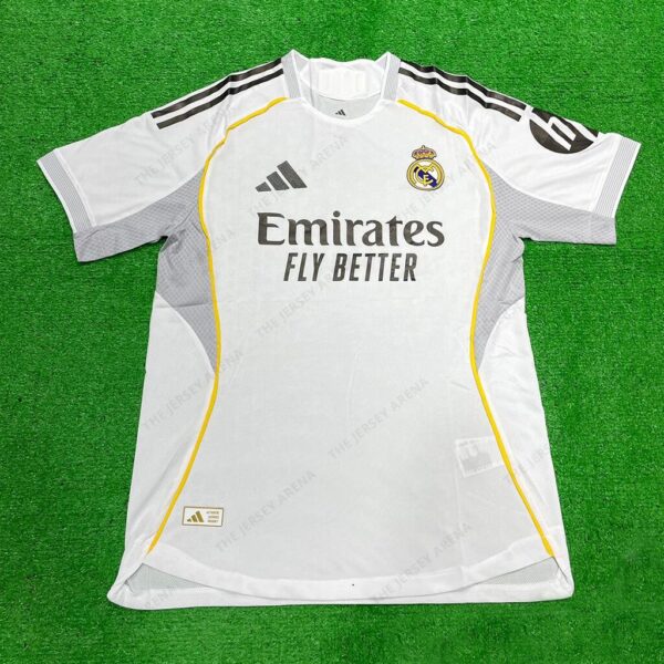 New real madrid 2025 jersey in india