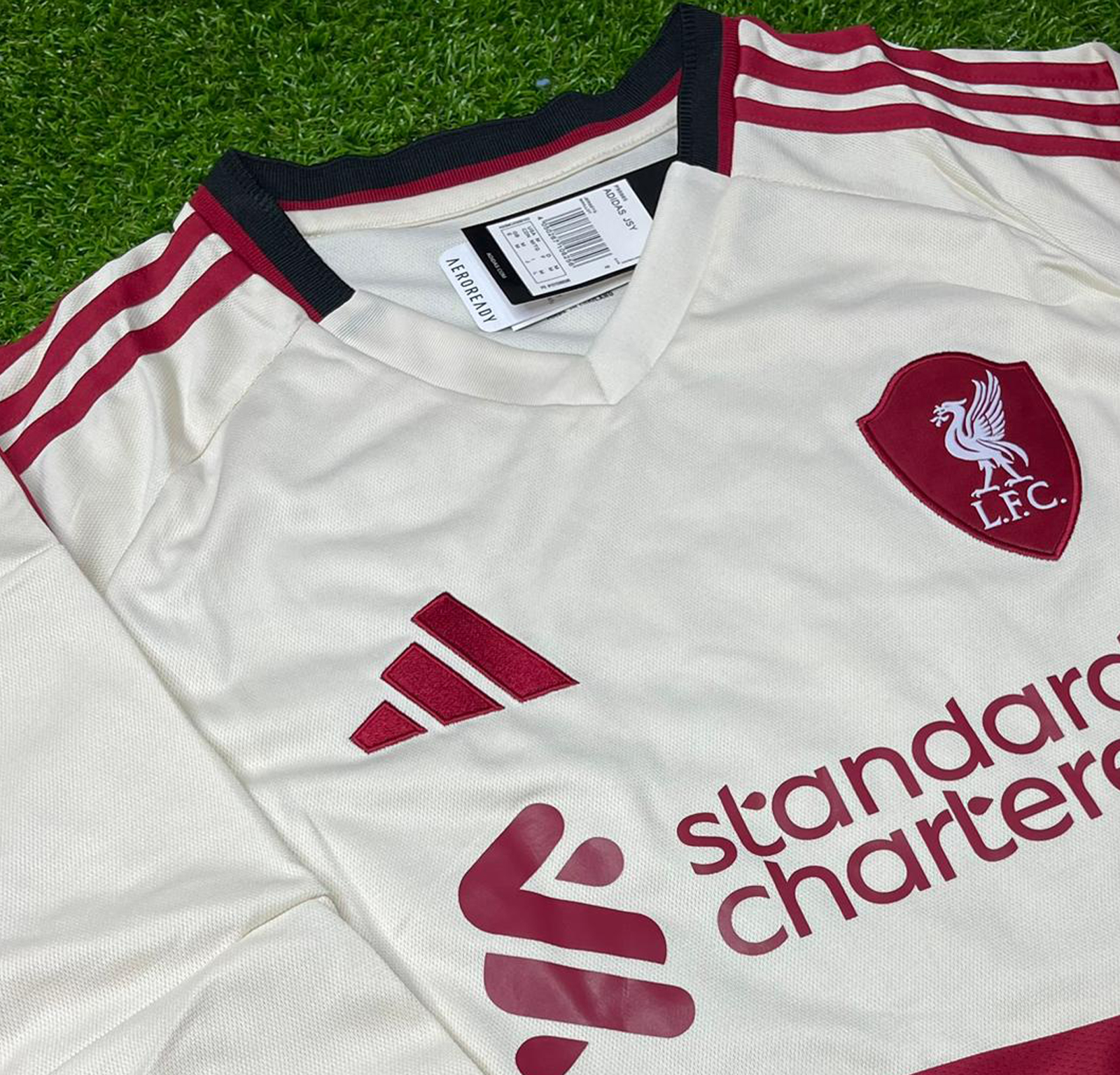 Liverpool Away Full Sleeve Jersey 2025-26 - Fan Version - Image 3