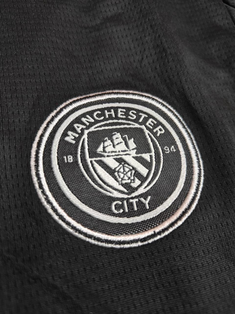 Manchester City Away 2025–2026 Kids Set - Image 2