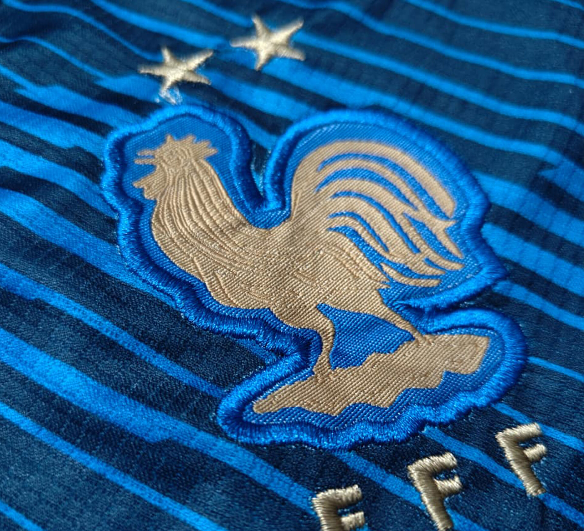 France Home World Cup 2026 - Premium Set - Image 2