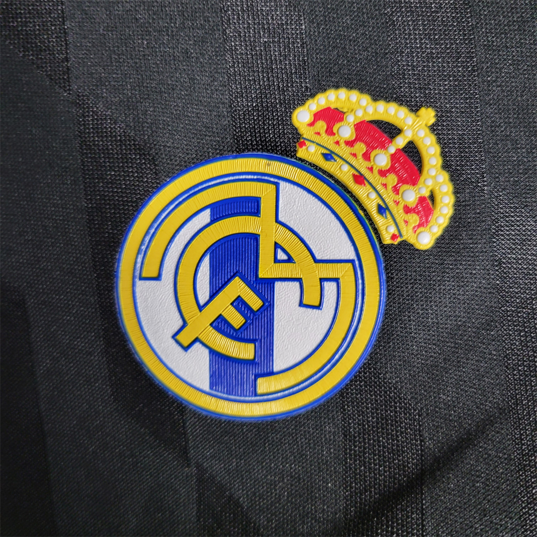 Real Madrid Away 2011/2012 Full Sleeve - Retro - Image 2